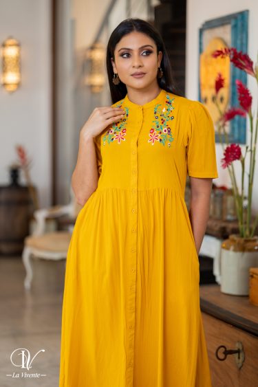 Floral Embroidered Short Sleeved Midi Dress