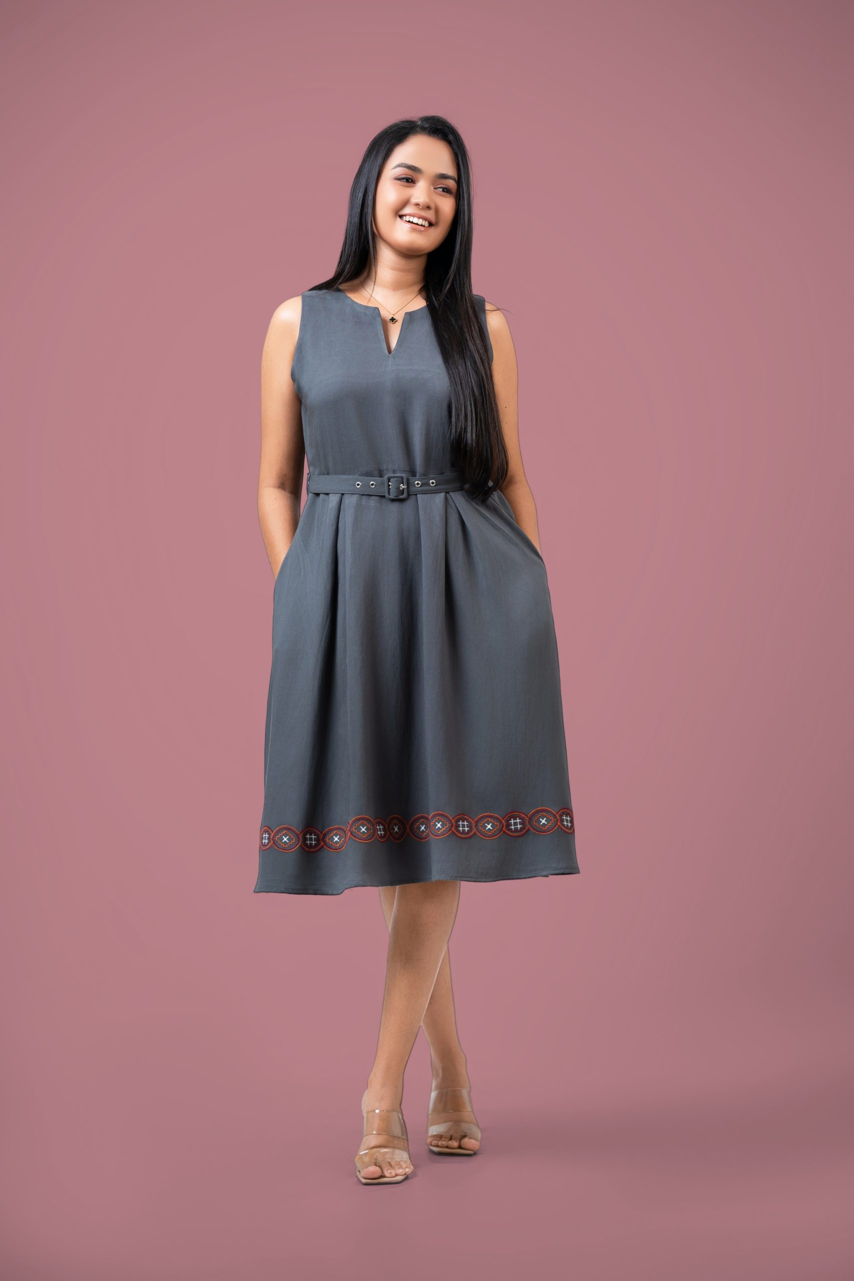 Hem Embroidered Sleeveless Short Dress - Image 3