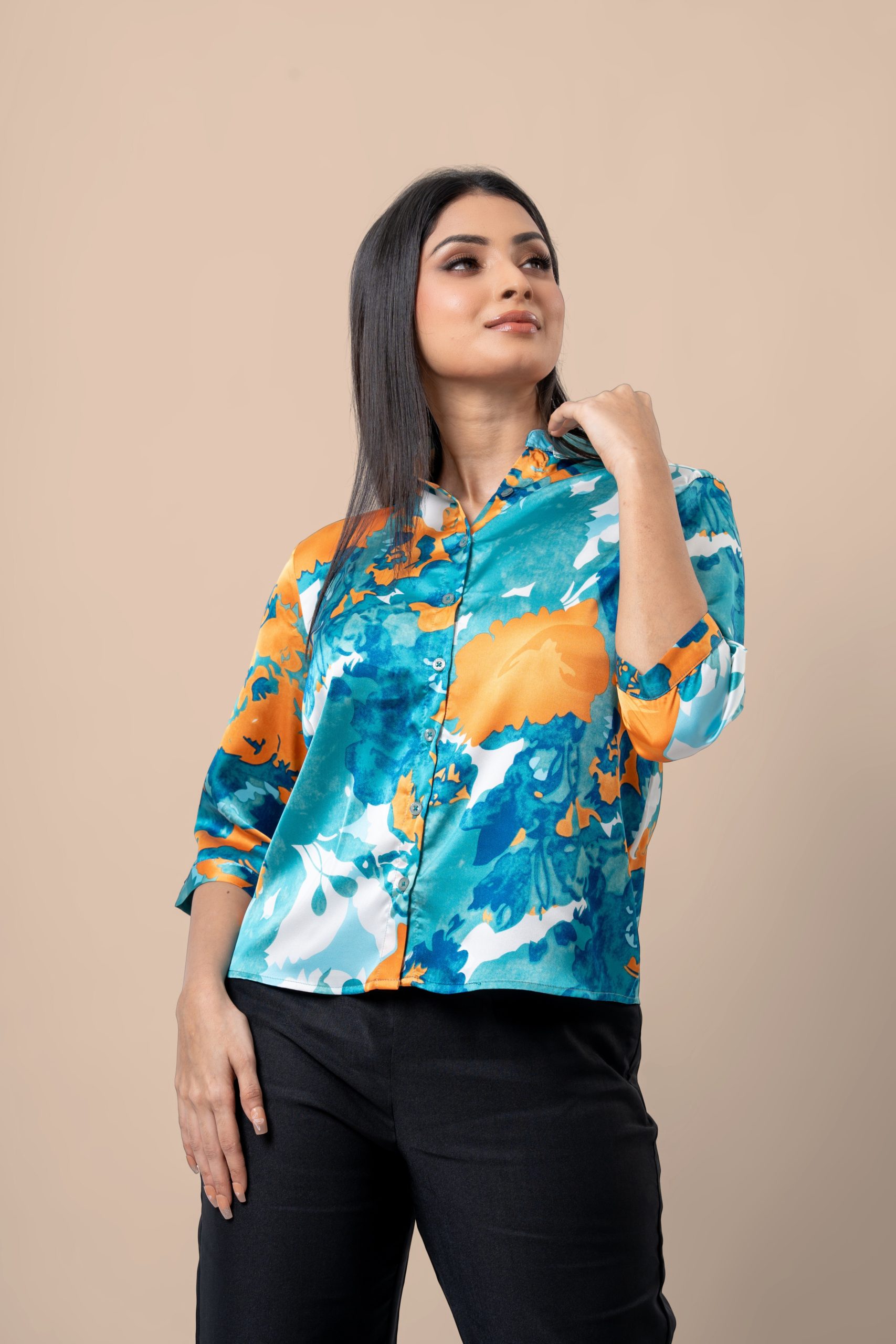 Abstract Patterned Button-Down Blouse - Image 2