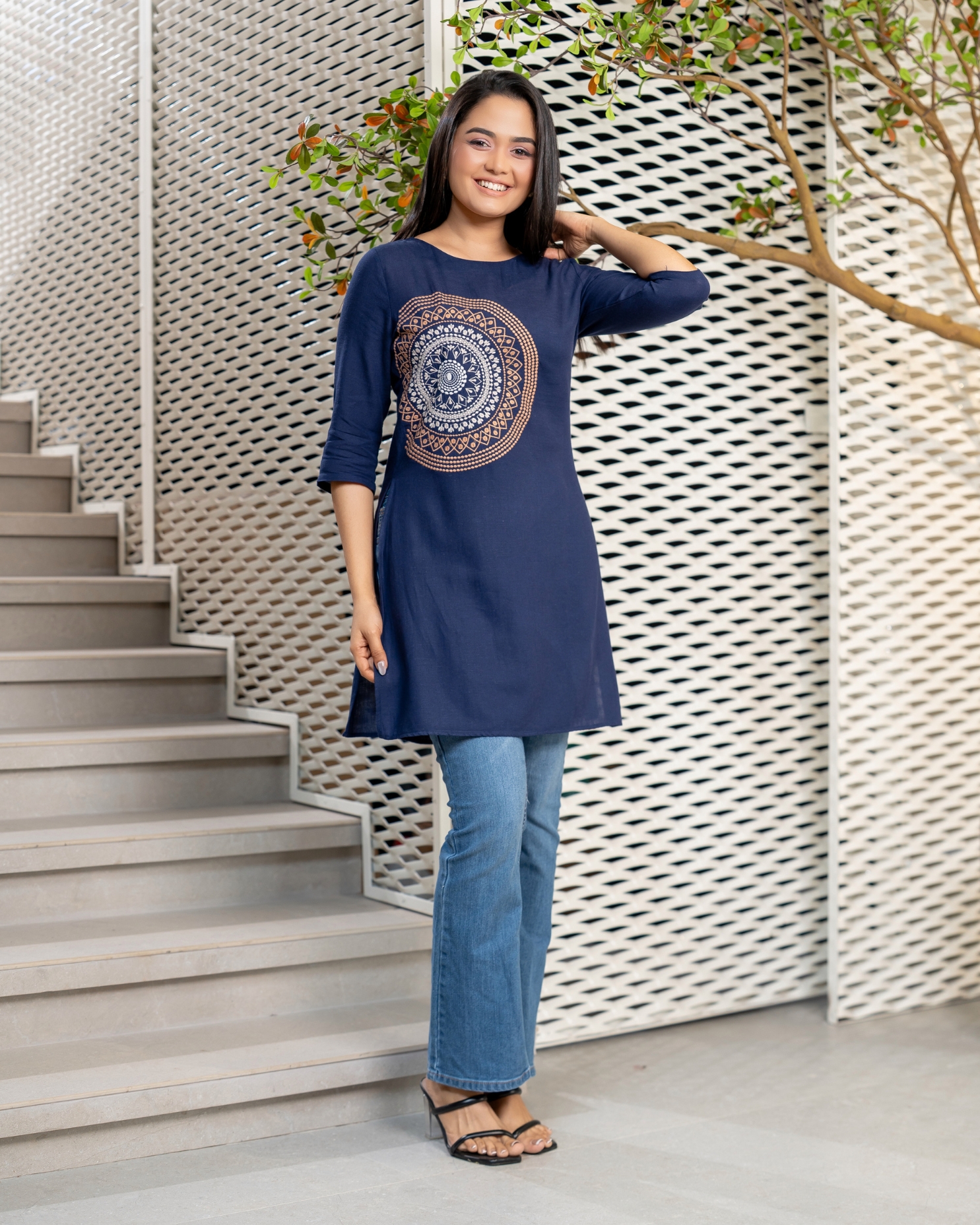 Embroidery Detail Kurta Top - Image 2