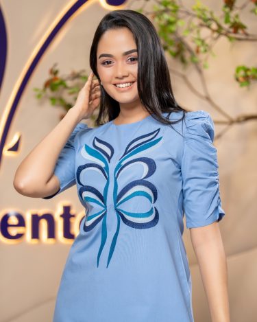 Embroidery Gathered Sleeve Kurta