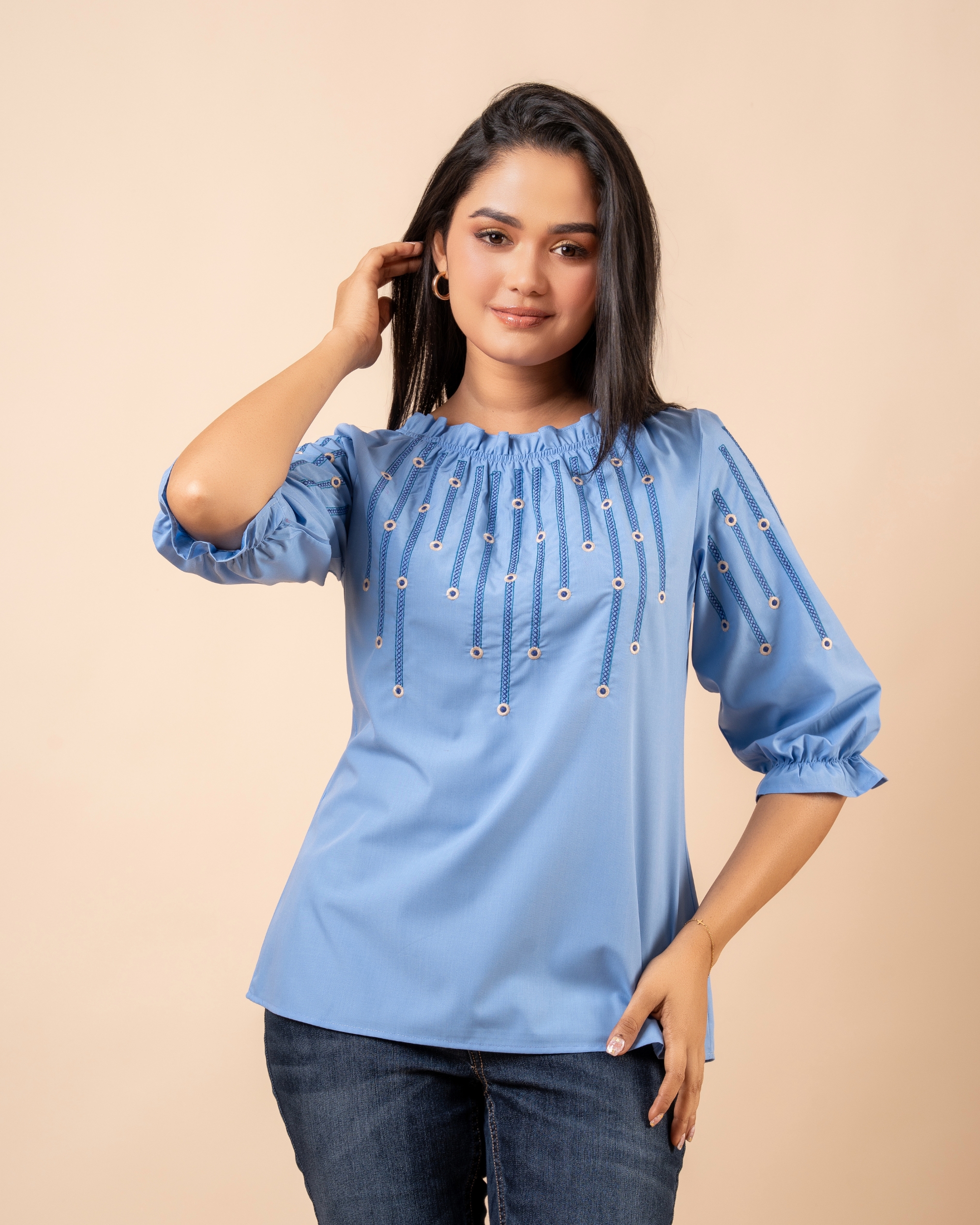 Embroidery Frilled Neck Puff Sleeve Top - Image 3