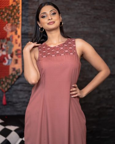 Geometric Embroidery Detail Sleeveless Maxi Dress