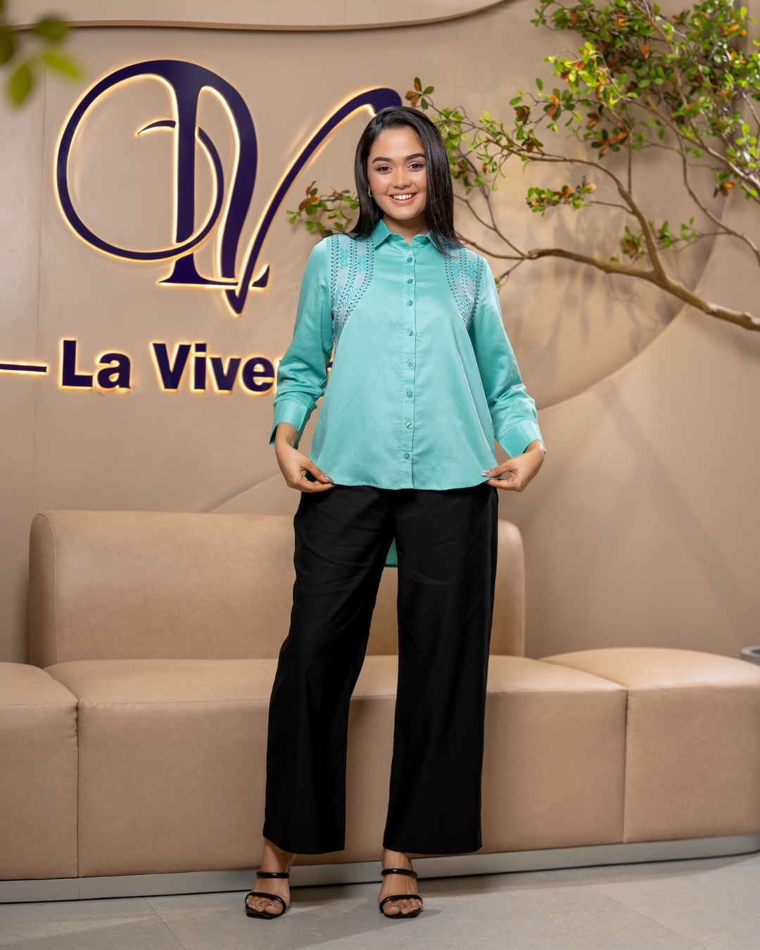 Floral Embroidery Detail Shirt Blouse - Image 4